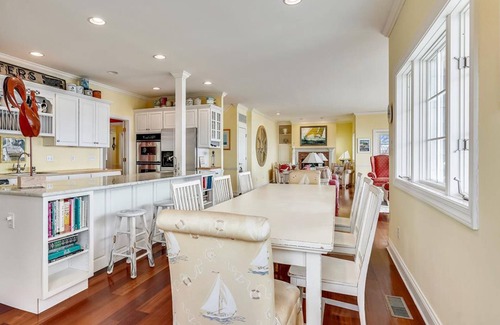 Unionville House | Minutes from Downtown Easton and St. Michaels | Private Dock | Kayak | Pet Frien