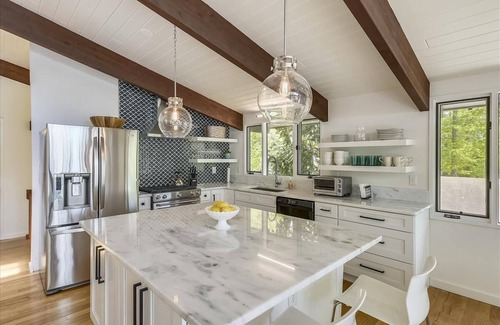 Wye Mills House | Minutes from Downtown Easton | Pool | Hot Tub | Kayaks