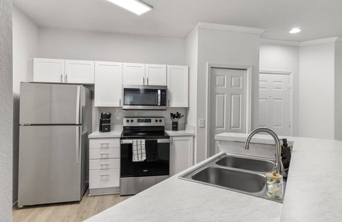 West Meadows Apartment | Minutes from Moffit and Busch Gardens