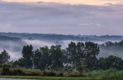 Omaha House | Minutes to Hwy. 65, close to Branson and Harrison