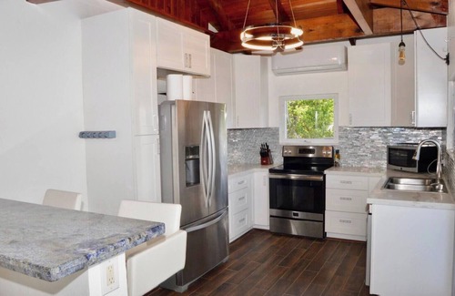 Peterborg Villa | Minutes to Magens Bay - POOL - Views - Dining