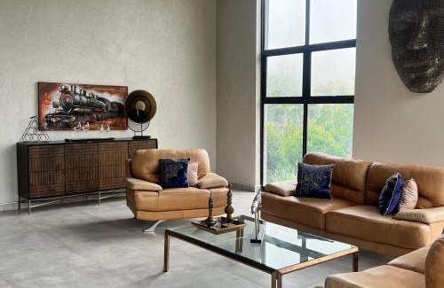 Mutare Villa | Miombo Luxury Villa