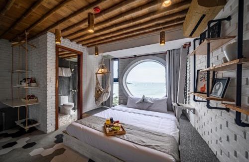 Quy Nhon Hotel | Mira Bãi Xếp Quy Nhơn - The Hidden Jewel