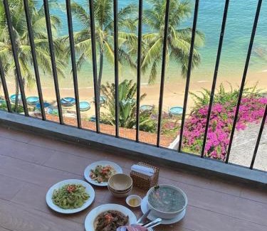 Quy Nhon Hotel | Mira Bãi Xếp Quy Nhơn - The Hidden Jewel