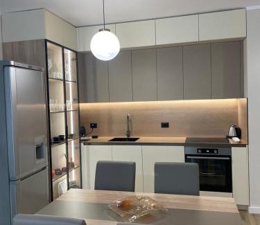 Shengjin Apartment | Mira Mare Family Apartment
