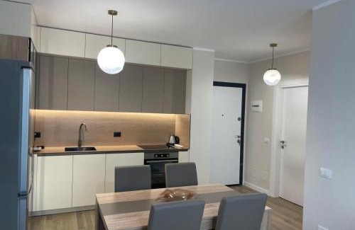 Shengjin Apartment | Mira Mare Family Apartment