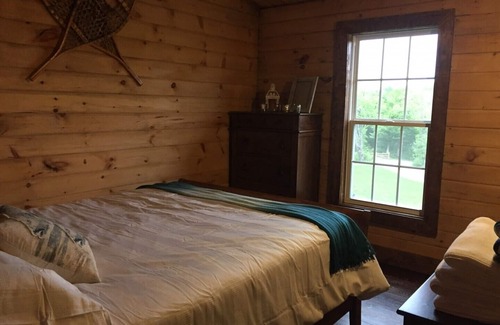 Salmon River Road House | Mirabradan Waterfront Retreat