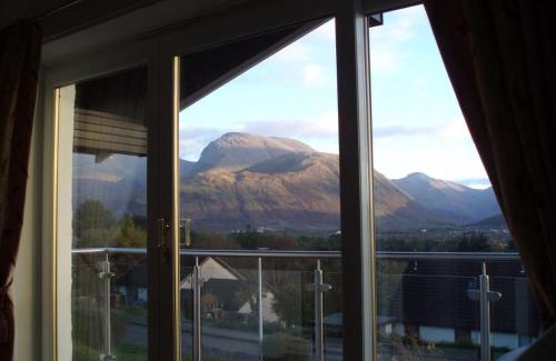 Banavie House | Mirador Apartment