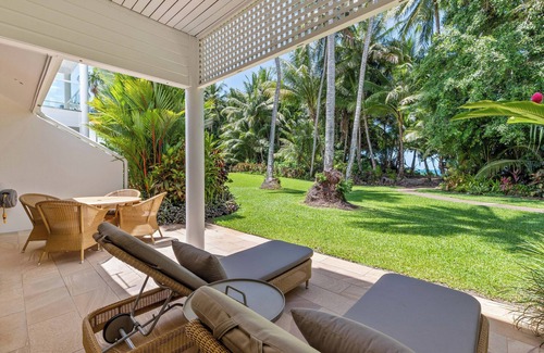 Port Douglas Villa | Mirage Resort Villa 413 with access to Sheraton Facilities
