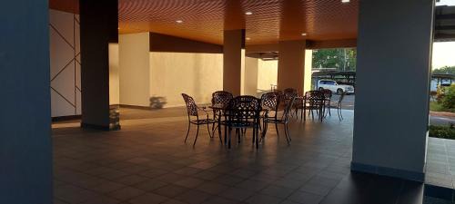 Miri Apartment | Miri Sunsky Condominium Homestay 3 Rooms & 6 Guest
