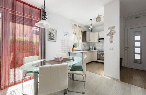 Đuba Apartment | MIRJANA house with apartments/Mirjana1 APARTMENT