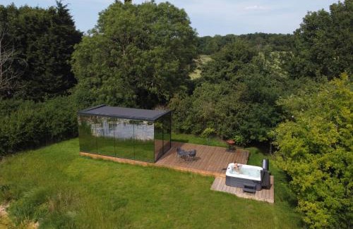 Saxmundham House | Mirror Houses Pound Farm - Pond OOD