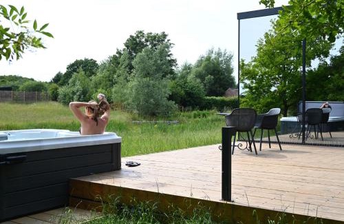 Saxmundham House | Mirror Houses Pound Farm - Pond OOD