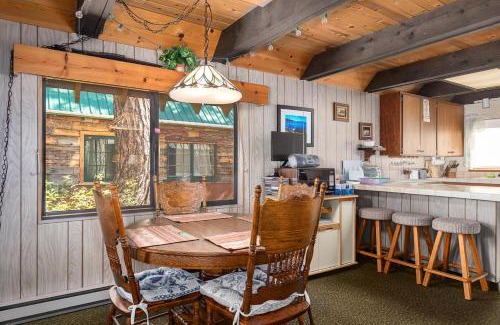 Tahoma House | Mirthwood Den