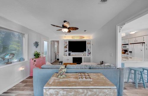 Lower Grand Lagoon House | Miss Betty’s Beach House