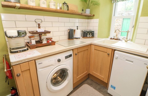 Hawes Cottage | MISS BURROW'S HOUSE, pet friendly, character holiday cottage in Hawes