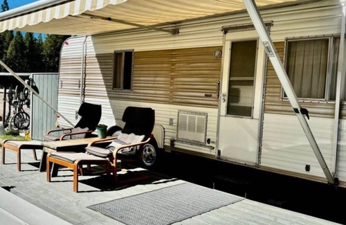 Rickreall House | Miss Darlene the Time Machine located in historic Rickreall. 100% vintage charm.