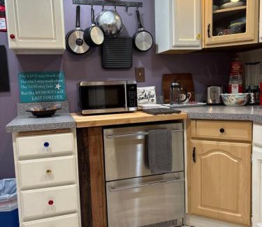 Coos Bay Apartment | Miss Ellies Estate