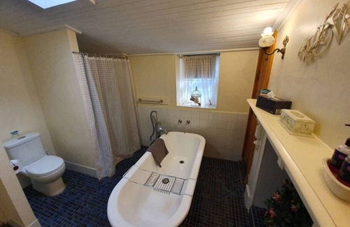 Burra House | Miss Mabel Cottage · Burra - Historic