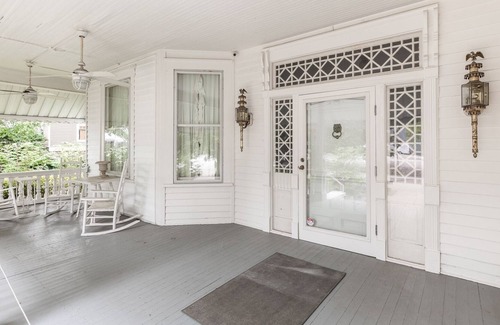 Opelika House | Miss Sidney's Historic Opelika Home by 360 Destinations