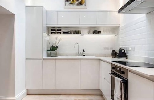 Bayswater Condo | Miss Westside Story - by Out of Office Lifestyle