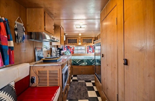 Willow City House | Miss Willie Mae - Glamping, Pool & Fireplace