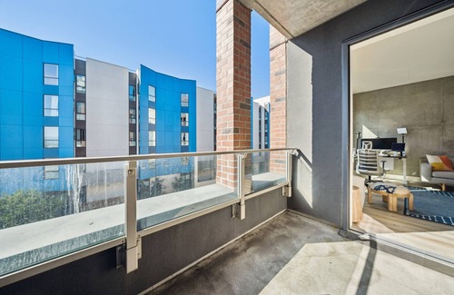 Mission Bay Apartment | Mission Bay 1 BR w/ Office by Anyplace - 11451