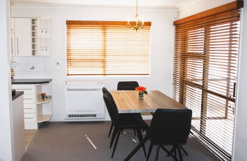 Mission Bay House | Mission Bay Beach House. Pet-Friendly
