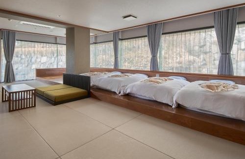 Yashio Onsen Hotel | Mission Hills Hotel