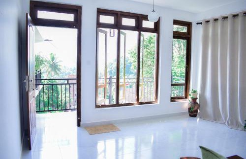 Kandy House | Misty Clouds Homestay