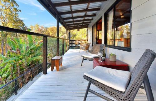 Murrays Run House | Misty Mountain Hideaway at Murrays Run ultra private rural escape with stunning views