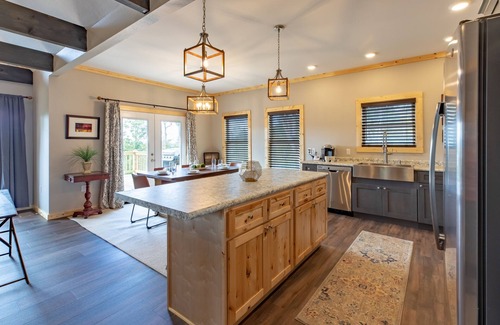 Robbins House | Misty Ridge - Ridge Road Scenic Cabins - Brimstone Recreation and Big South Fork