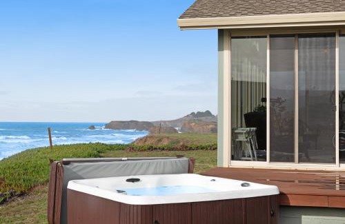 Fort Bragg House | Misty Rose