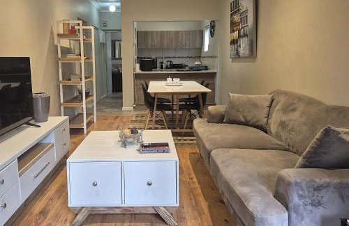 Durbanville Apartment | Mistys Apartment Durbanville