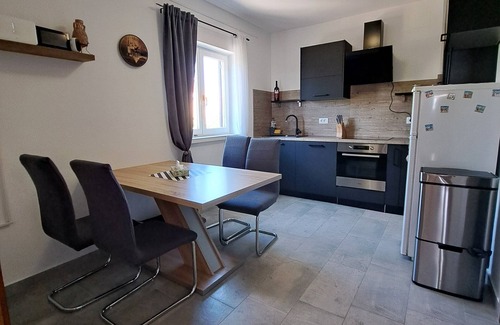 Municipality of Omisalj Villa | mit dem Pool