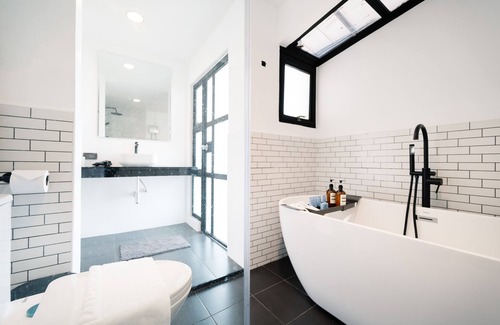 Chom Phon House | Mitt Haus BKK