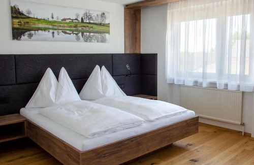 Herzogsdorf Hotel | Mitten in der Welt - GH Roither