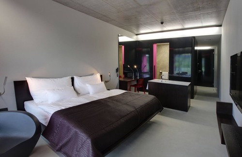 Celadna Hotel | Miura Hotel