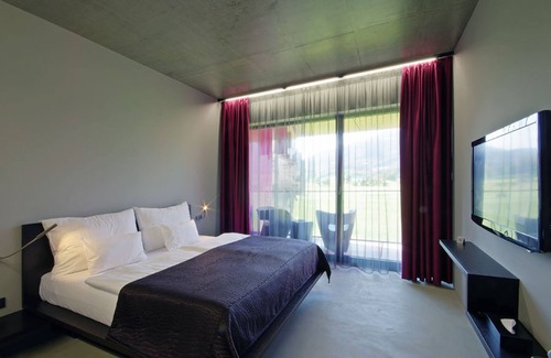 Celadna Hotel | Miura Hotel