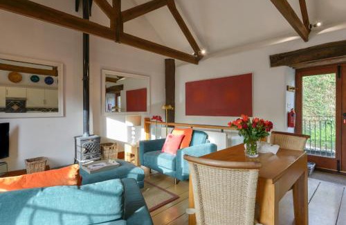 Kingsbridge House | Mixit Cottage