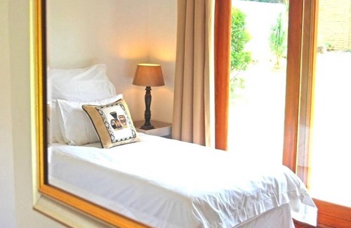 Greater Johannesburg Metropolitan Area Bed & Breakfast | Mizizi House of Sandton Bed & Breakfast