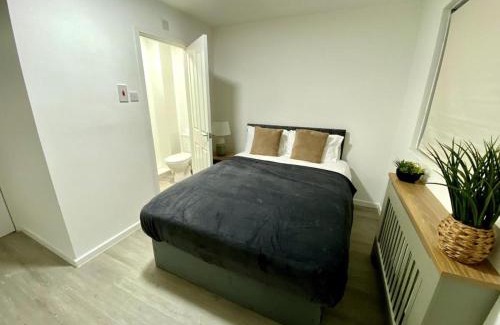 Milton Keynes Apartment | MK Central Getaway