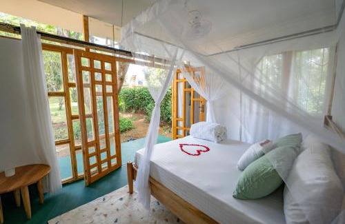 Moshi House | Mkoani Homestay