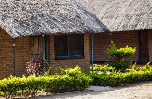 Senga Cabin | Mkunkhula Baobab Lodge