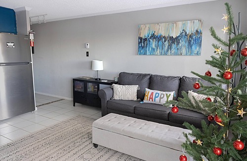 Snowshoe Condo | ML 154: Delightful 1BR, bike-in/out condo. Located right next to bike trails!