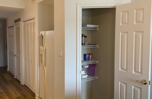 Huddleston Condo | ML, 1Bedroom,1 bath, Lakefront, best views around! PET Fee -ask about ESA policy