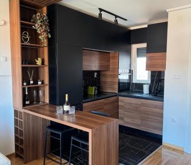 Nis Apartment | MM LUX apartment