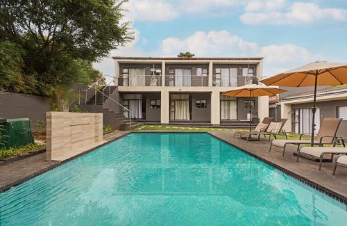 Greater Johannesburg Metropolitan Area Apartment | Mmanokeng Suit