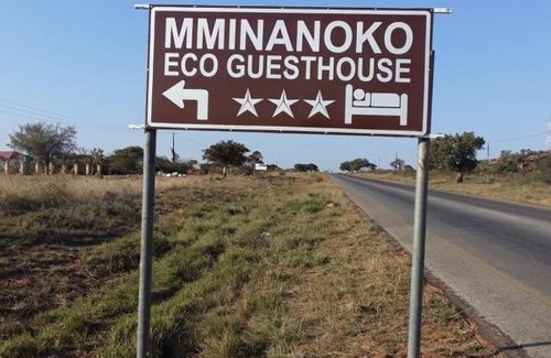 Ephraim Mogale House | Mminanoko Eco Guesthouse