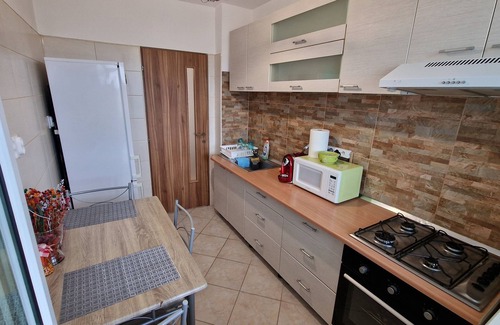 Ploiesti Apartment | MMT SweetHome1 with 2 Bedrooms and 1 Living room